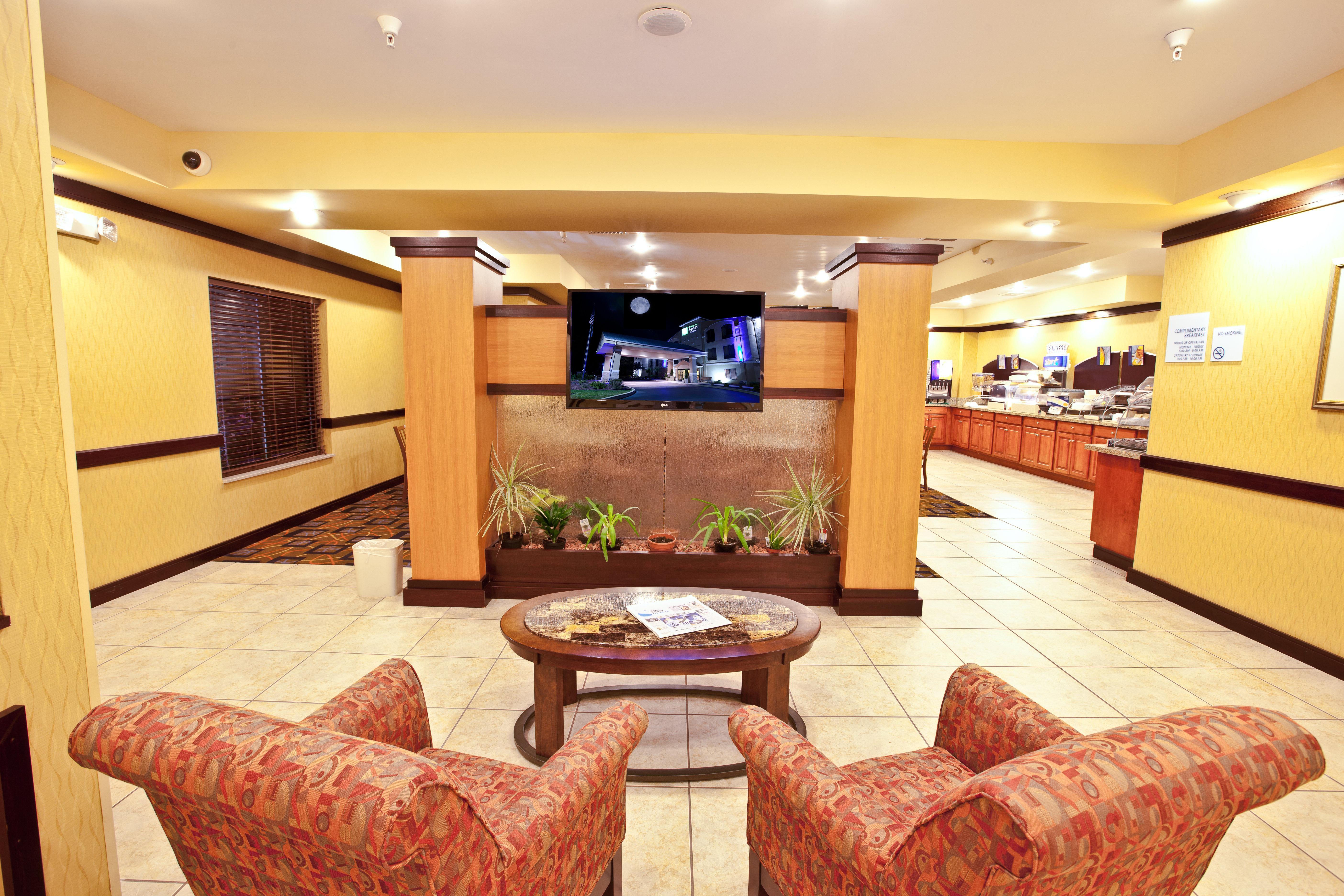 Holiday Express By Ihg 2* Plymouth