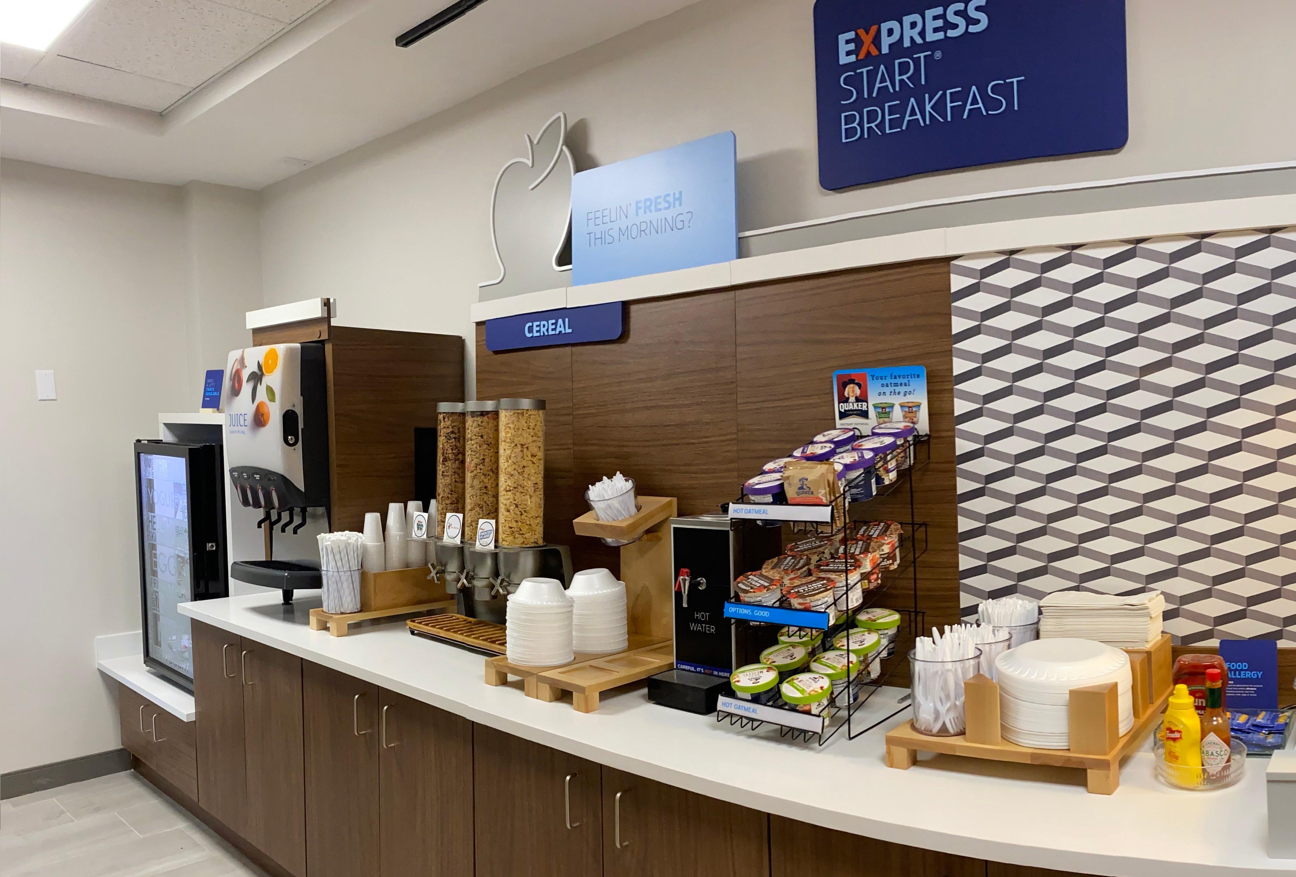 Holiday Express By Ihg Hotel